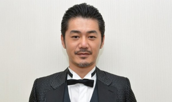 平山浩行が結婚したのは三輪紘子 似てる俳優は長岡亮介と話題に Sky Ran